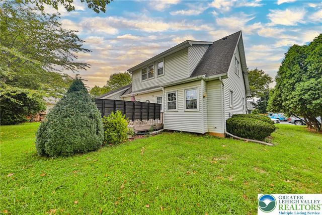 5 York Place, Easton, PA 18045