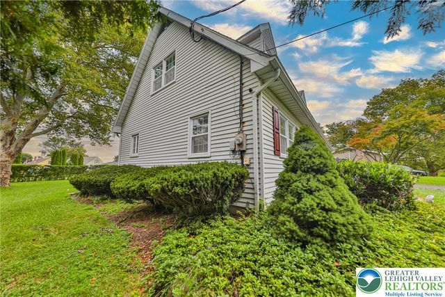 5 York Place, Easton, PA 18045