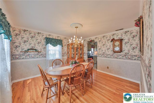 5 York Place, Easton, PA 18045