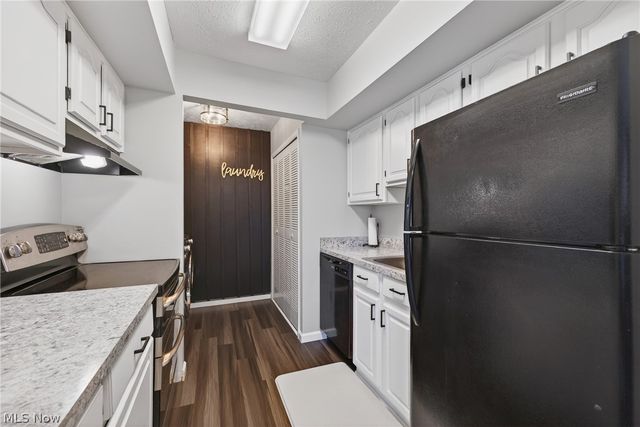 6853 Colonial Drive A, Mentor, OH 44060