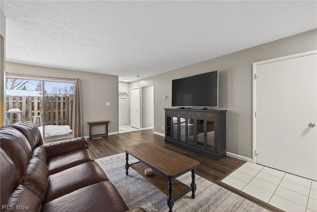 6853 Colonial Drive A, Mentor, OH 44060