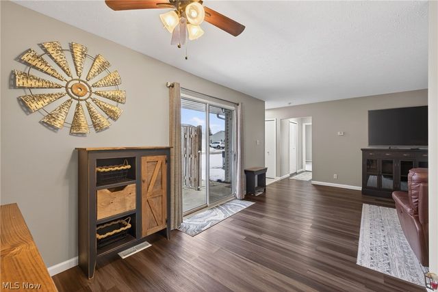 6853 Colonial Drive A, Mentor, OH 44060