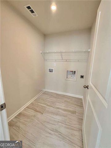 368 Sunset Hollow Street, Sugar Hill, GA 30518
