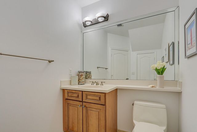 4557 Artesa Way S, Palm Beach Gardens, FL 33418