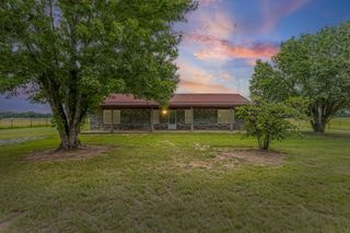 1460 County Road 2155, Telephone, TX 75488