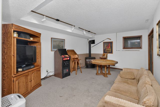 4612 Dover Drive, Ames, IA 50014