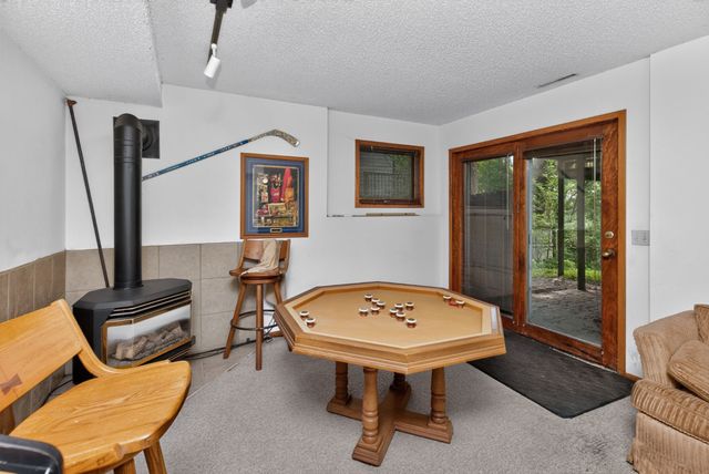 4612 Dover Drive, Ames, IA 50014