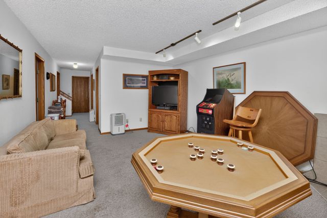 4612 Dover Drive, Ames, IA 50014
