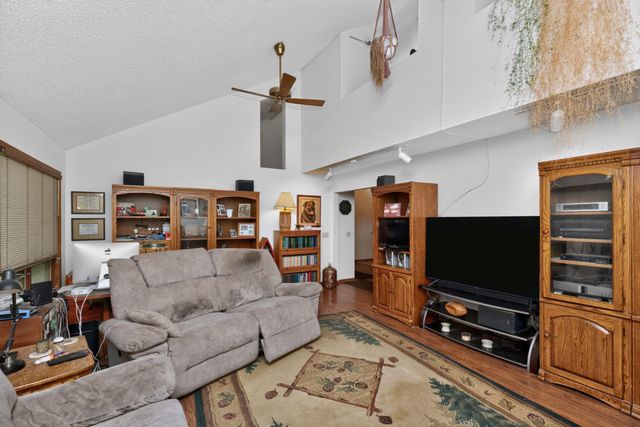 4612 Dover Drive, Ames, IA 50014