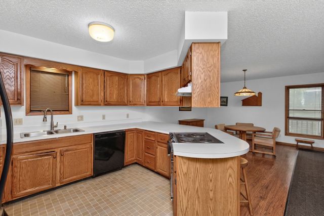 4612 Dover Drive, Ames, IA 50014