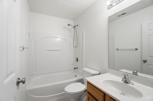 904 Nelson Lane, Lebanon, OH 45036