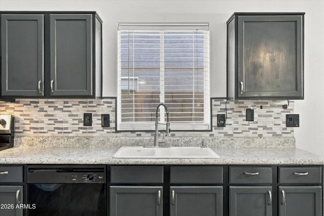 304 E GARDENIA Drive, Avondale, AZ 85323