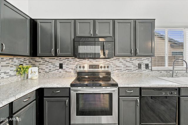 304 E GARDENIA Drive, Avondale, AZ 85323
