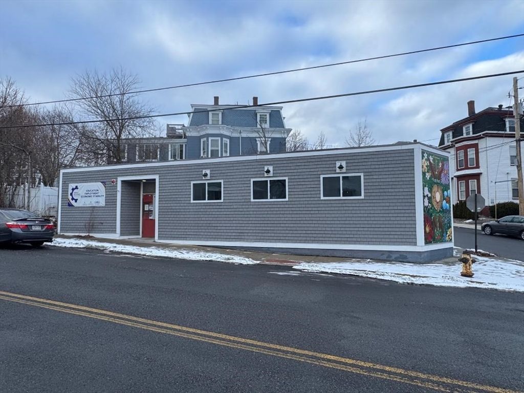 301 Washington Street, Haverhill, MA 01830