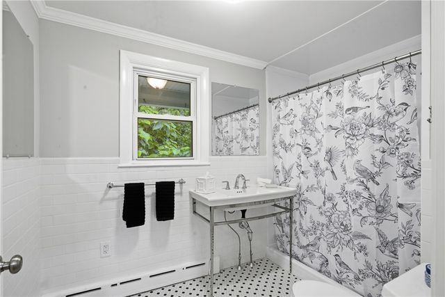 3 Wabasso Terrace, Middletown, RI 02842