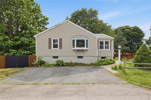 3 Wabasso Terrace, Middletown, RI 02842