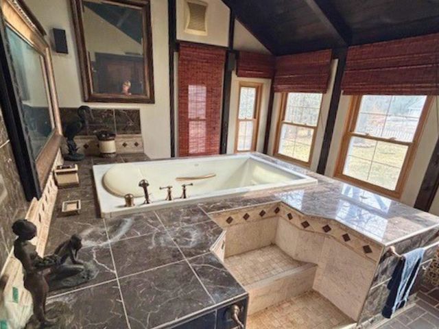 38 Mill Road, North Hampton, NH 03862