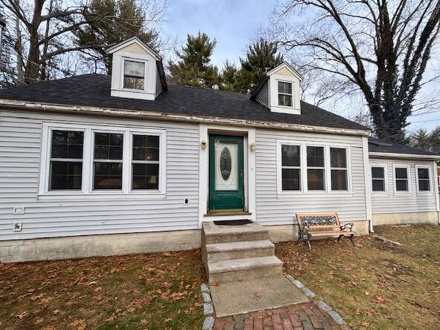 38 Mill Road, North Hampton, NH 03862