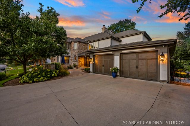 2S037 Country Club Lane, Wheaton, IL 60189