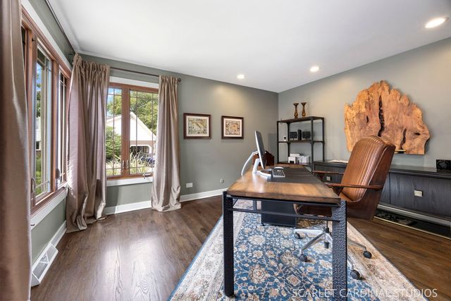 2S037 Country Club Lane, Wheaton, IL 60189