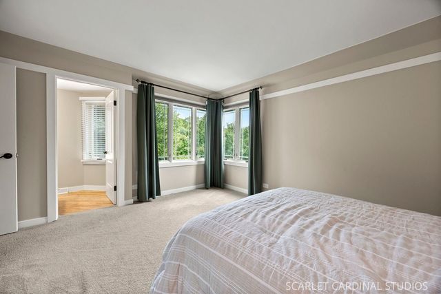 2S037 Country Club Lane, Wheaton, IL 60189