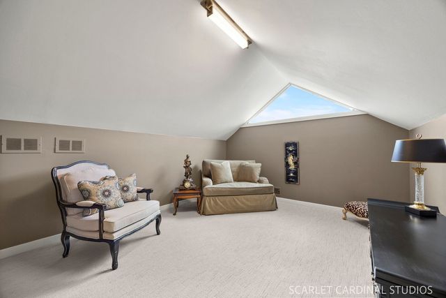 2S037 Country Club Lane, Wheaton, IL 60189