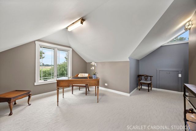 2S037 Country Club Lane, Wheaton, IL 60189