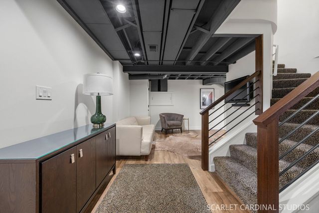 2S037 Country Club Lane, Wheaton, IL 60189