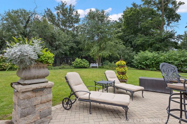 2S037 Country Club Lane, Wheaton, IL 60189