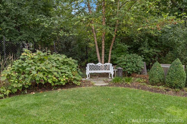 2S037 Country Club Lane, Wheaton, IL 60189