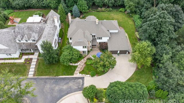 2S037 Country Club Lane, Wheaton, IL 60189