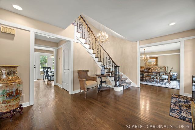 2S037 Country Club Lane, Wheaton, IL 60189