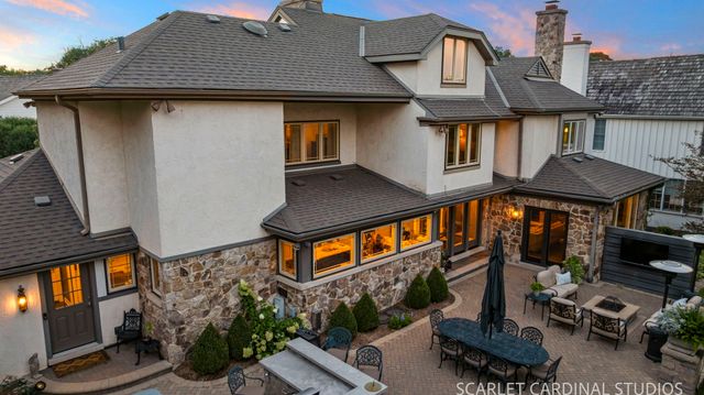 2S037 Country Club Lane, Wheaton, IL 60189