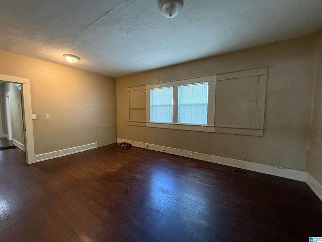 1213 16TH PLACE SW, Birmingham, AL 35211