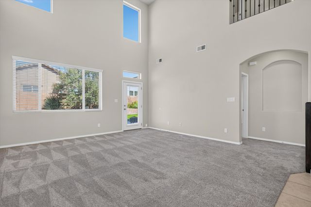 2825 Bayas Road SE, Rio Rancho, NM 87124