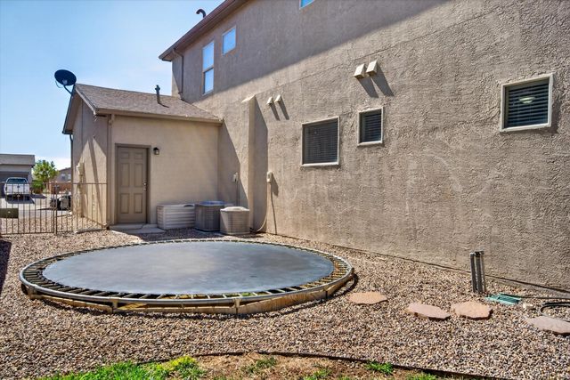 2825 Bayas Road SE, Rio Rancho, NM 87124