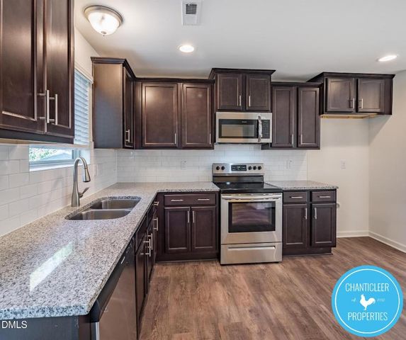 517 Hobkirks Place, Durham, NC 27704