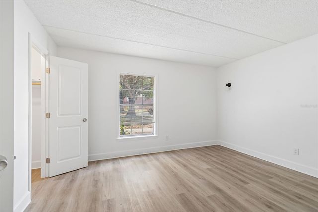 8460 13TH STREET N B, St Petersburg, FL 33702