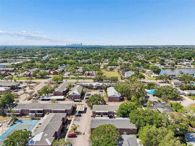 8460 13TH STREET N B, St Petersburg, FL 33702