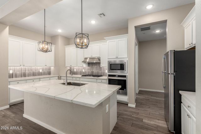14045 W DESERT FLOWER Drive, Goodyear, AZ 85395