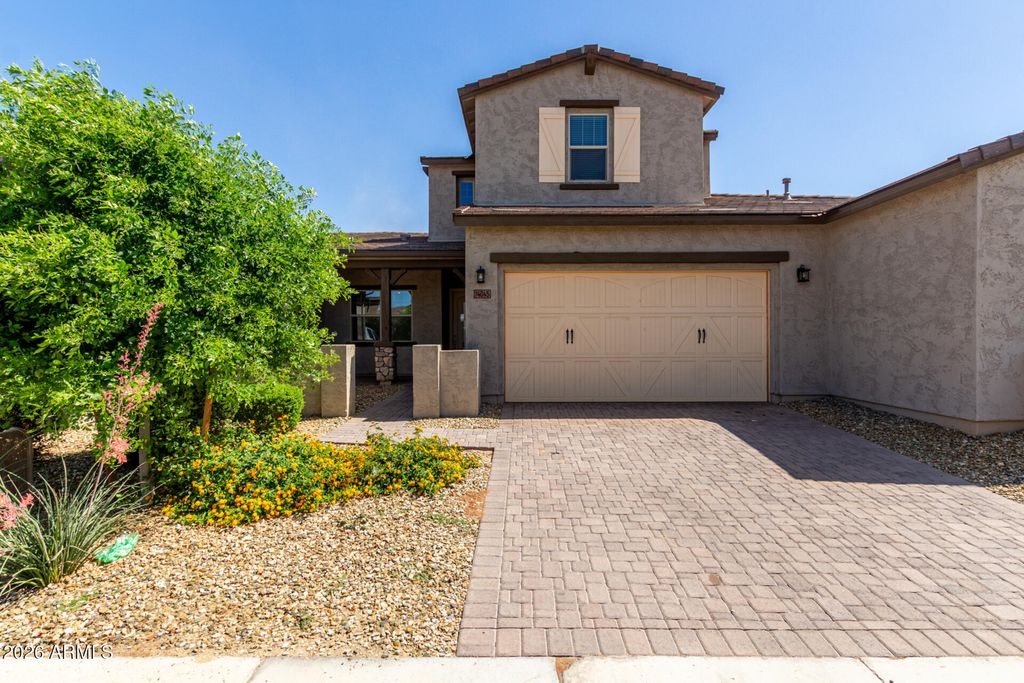 14045 W DESERT FLOWER Drive, Goodyear, AZ 85395 — photo 4