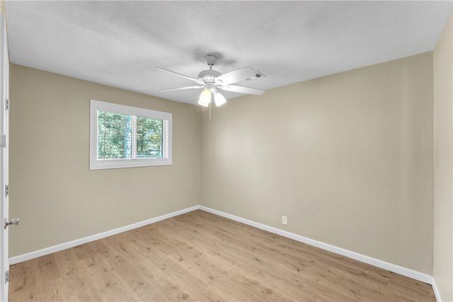 1023 S B Street, Rogers, AR 72756