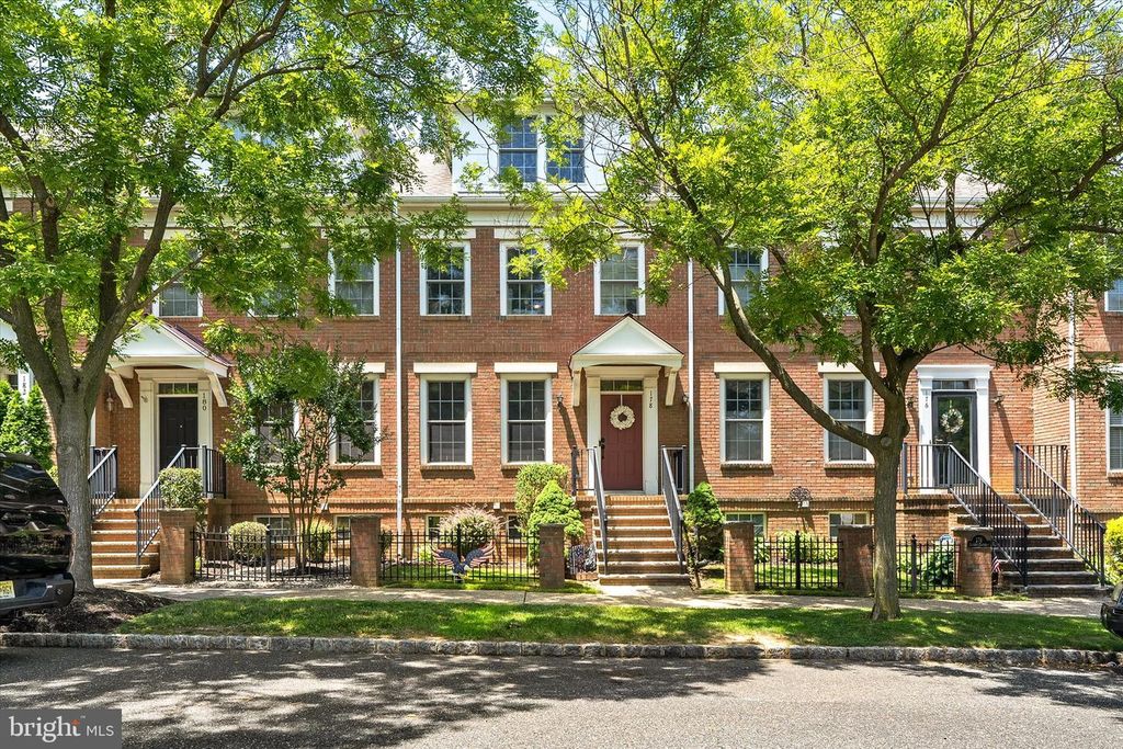 178 BURNET CRES, Robbinsville, NJ 08691