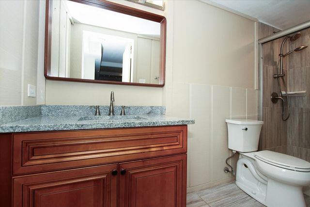 299 MALLARD POINT Point D, Lake Barrington, IL 60010