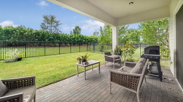 19540 Wheelbarrow Bend, Loxahatchee, FL 33470