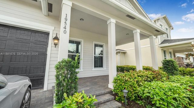 19540 Wheelbarrow Bend, Loxahatchee, FL 33470