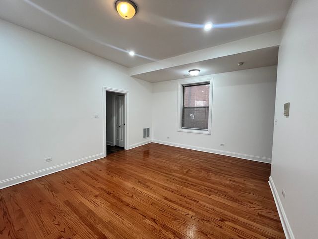 5172 S Michigan Avenue 2, Chicago, IL 60615