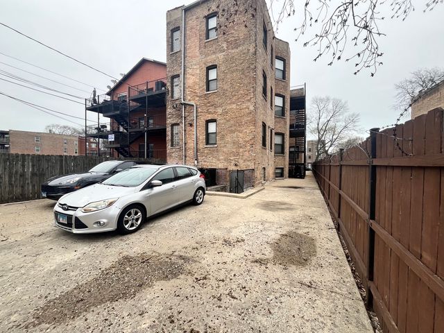 5172 S Michigan Avenue 2, Chicago, IL 60615