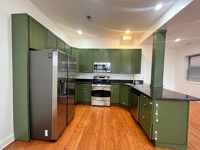 5172 S Michigan Avenue 2, Chicago, IL 60615