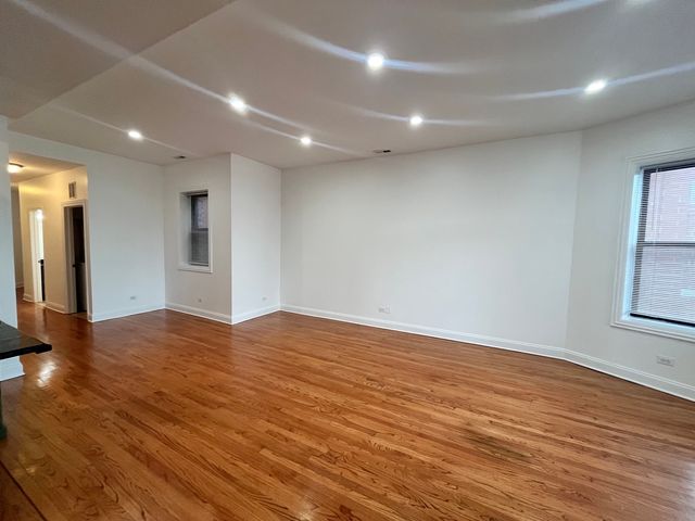 5172 S Michigan Avenue 2, Chicago, IL 60615